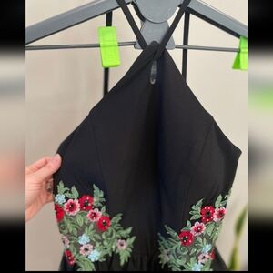 Elegant Black Floral Embroidered Prom Dress